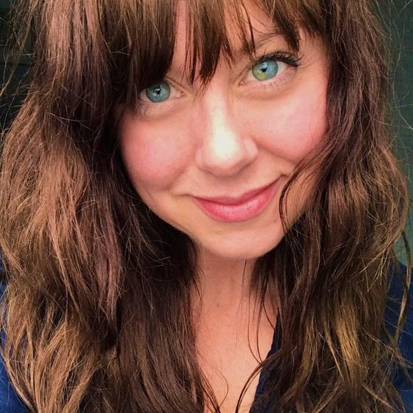 Meet your Posher, Tonya - Picture 1 of 1